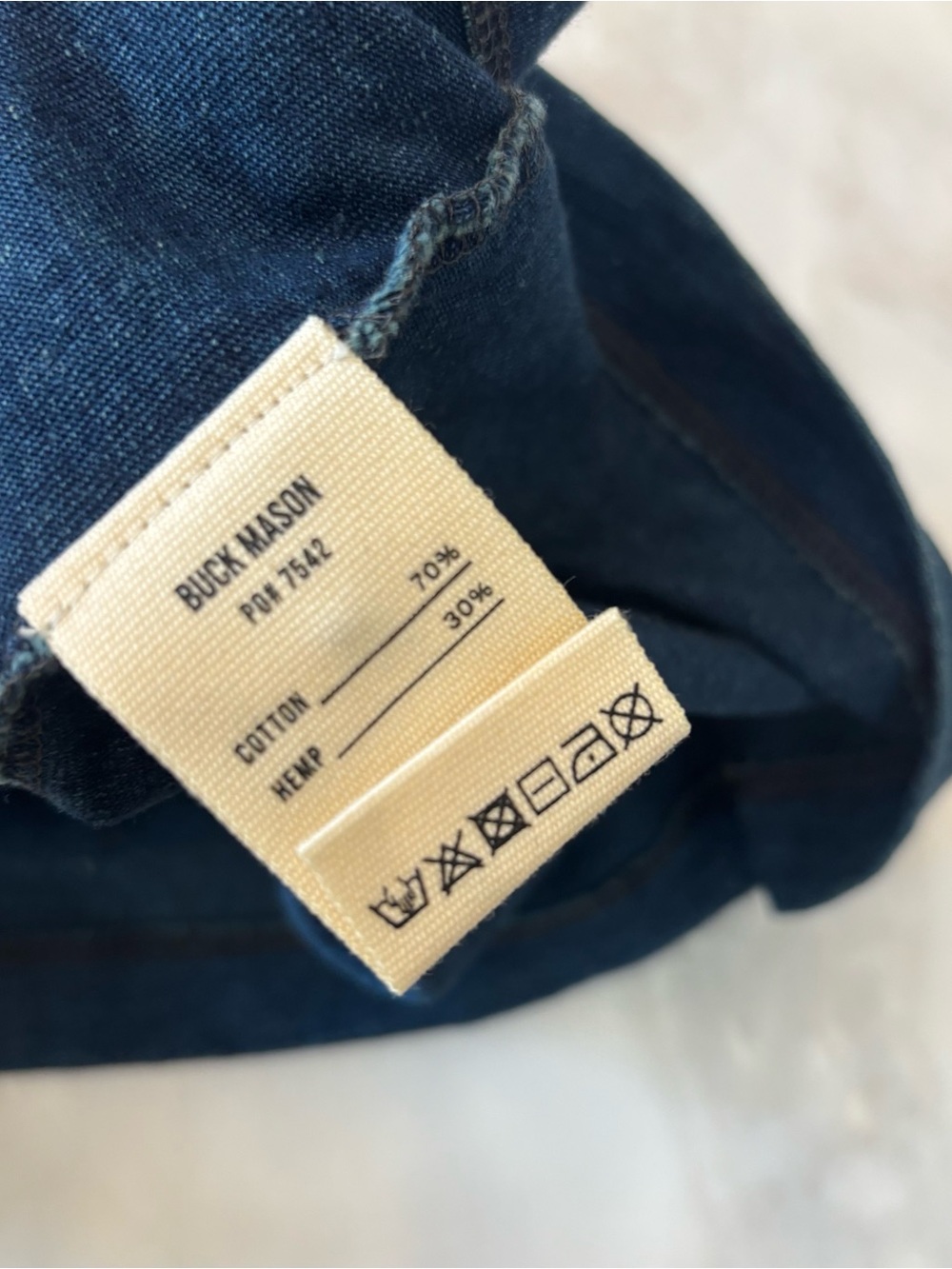 Buck Mason Men’s Yuma Short Sleeve Henley Size Small Indigo Dipped New - Picture 7 of 7